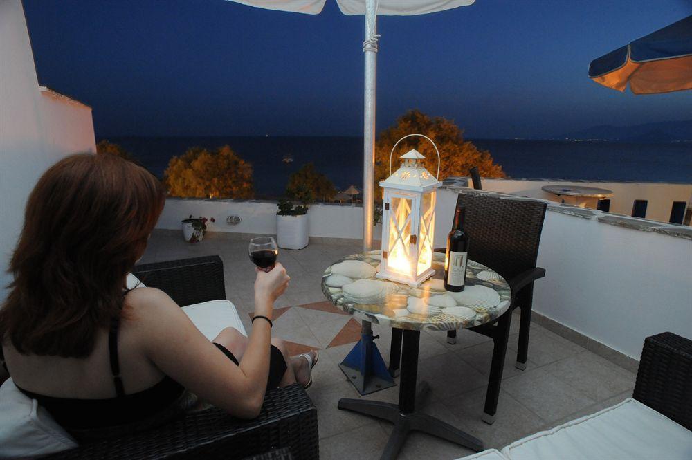 Deep Blue Aparthotel Agios Prokopios  Bagian luar foto